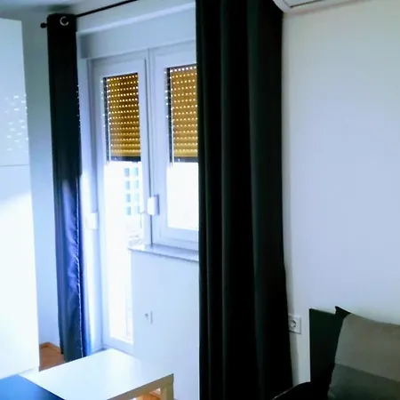 アパート Center Park And