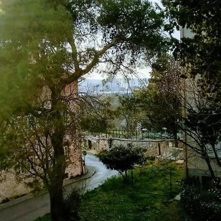 Apartment Center Park And *