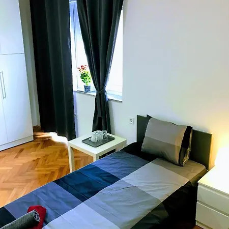 Center Park And プーラ