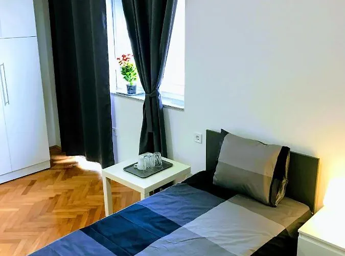 Center Park And Pula