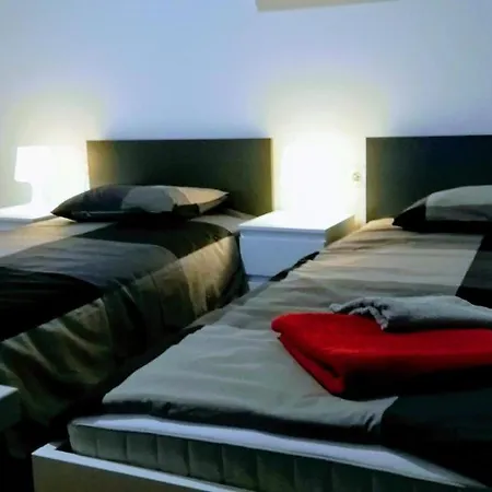 Center Park And Apartman *