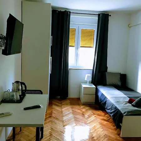 Apartman Center Park And Póla