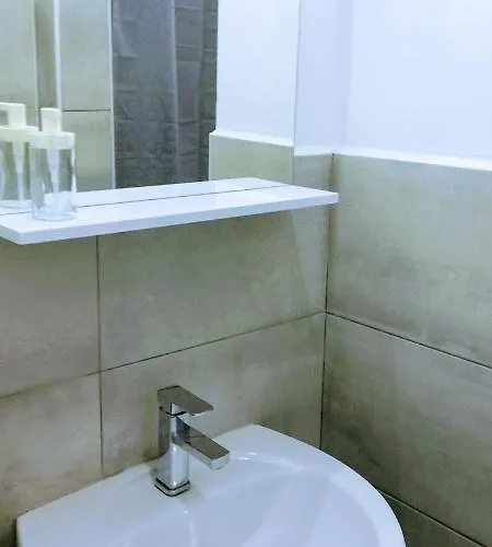 Center Park And Apartment