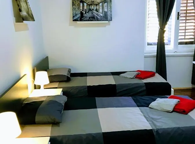 Apartment Center Park And Pula