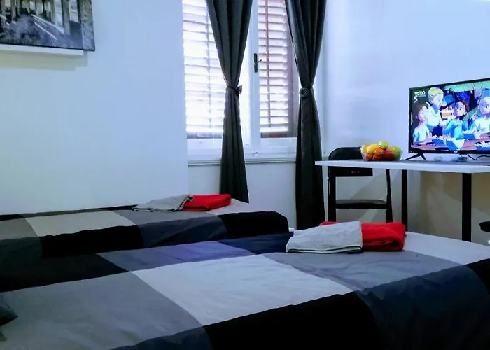 Apartment Center Park And Pula