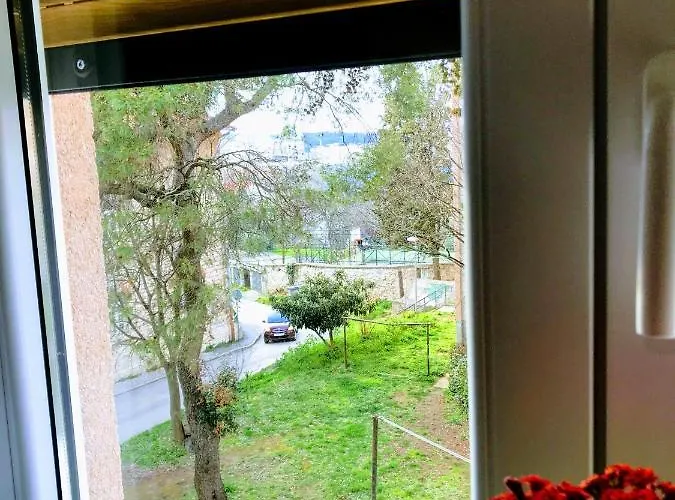 Center Park And Διαμέρισμα Πούλα