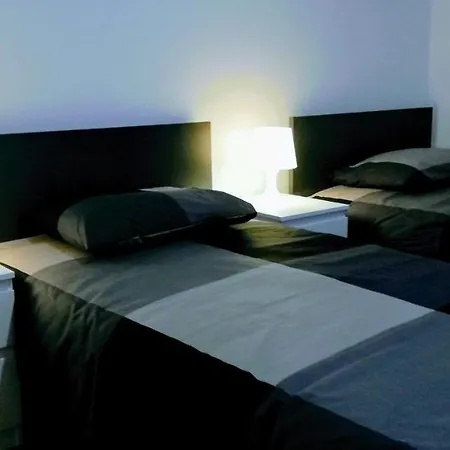 Center Park And 公寓 普拉