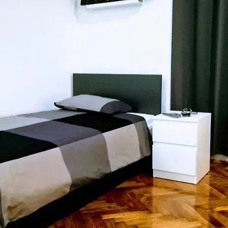 公寓 Center Park And