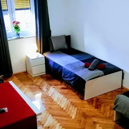 公寓 Center Park And 普拉